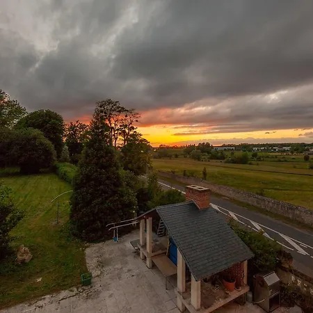 Château Du Jard Couette-café 3*