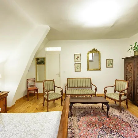 Bed & Breakfast Chateau Du Jard 3*