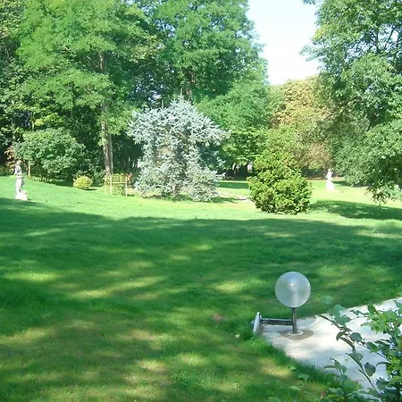 Bed & Breakfast Chateau Du Jard 3*