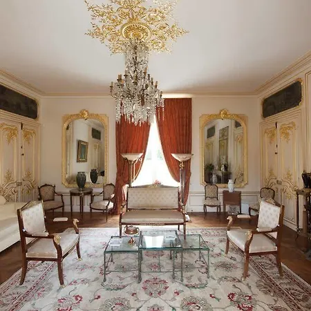 Chateau Du Jard 3*
